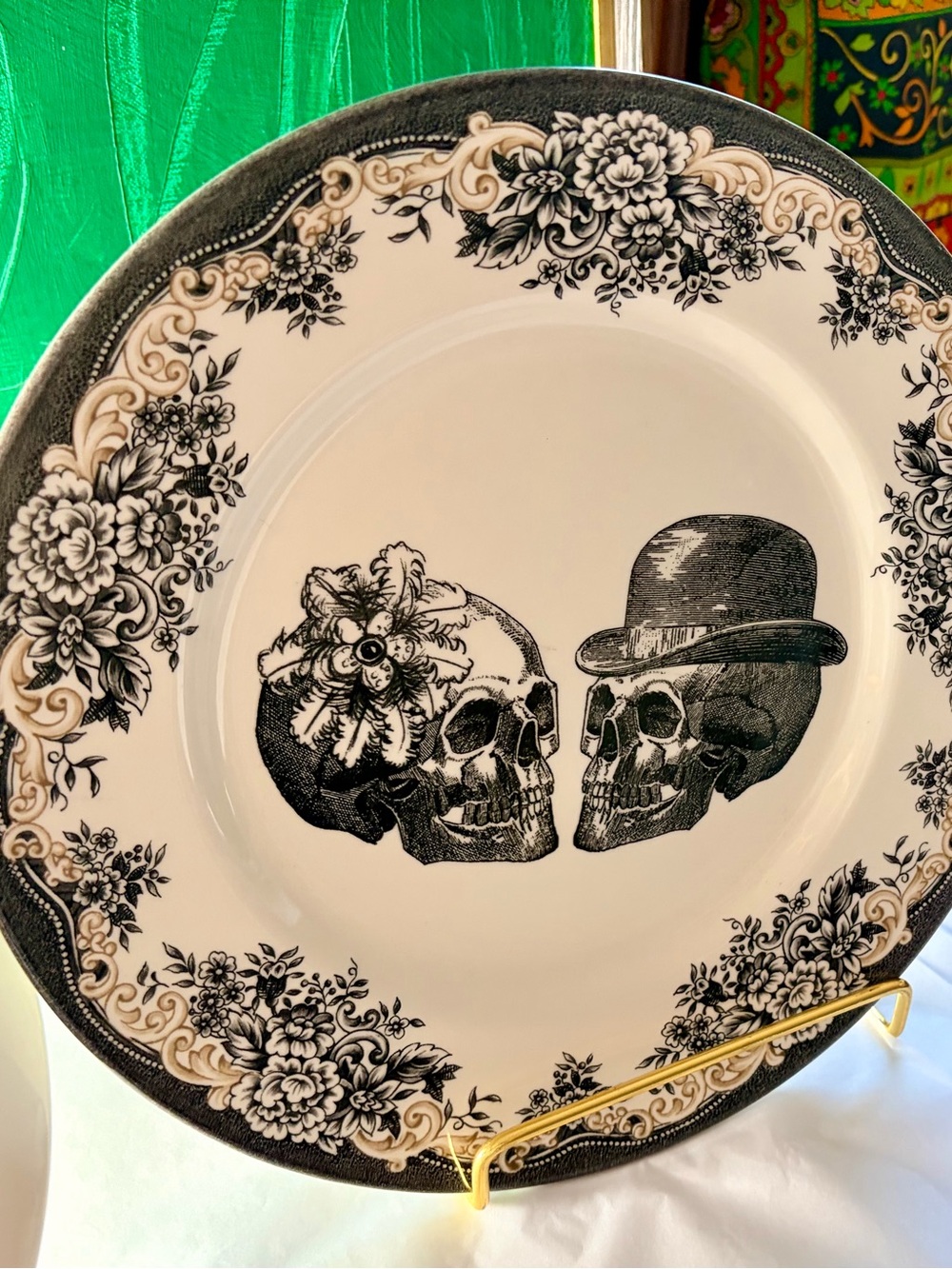 2 Royal Stafford - Elegant Gothic Dinnerware